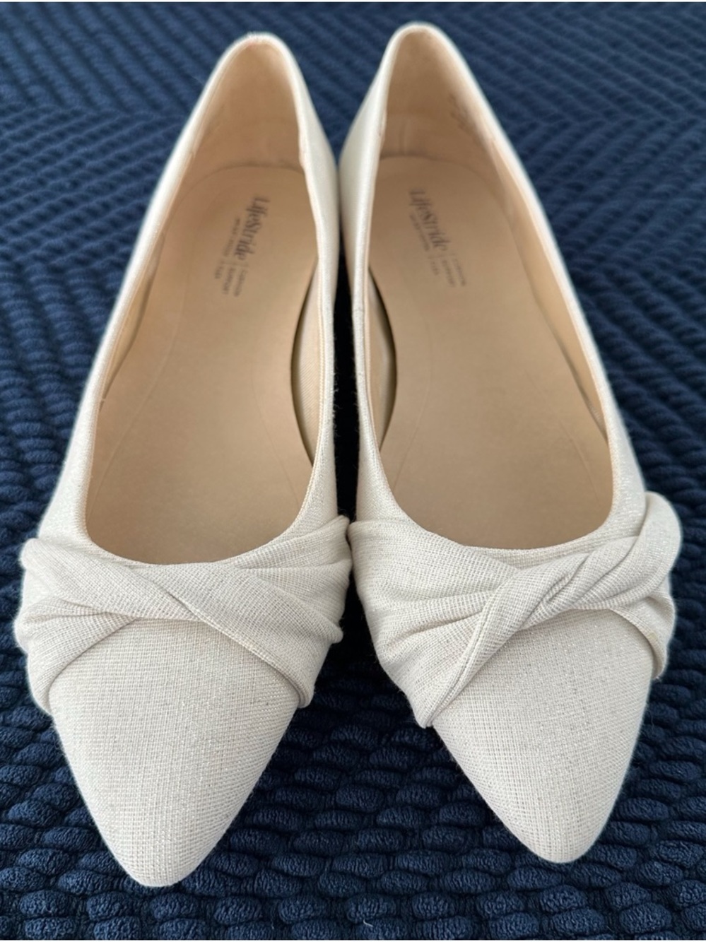 Life Stride Pointed-Toe Knot Flats in Cream 9.5W